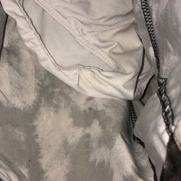 Nike dri fit shorts size large kids spotted print black and white athletic short - Picture 3 of 6